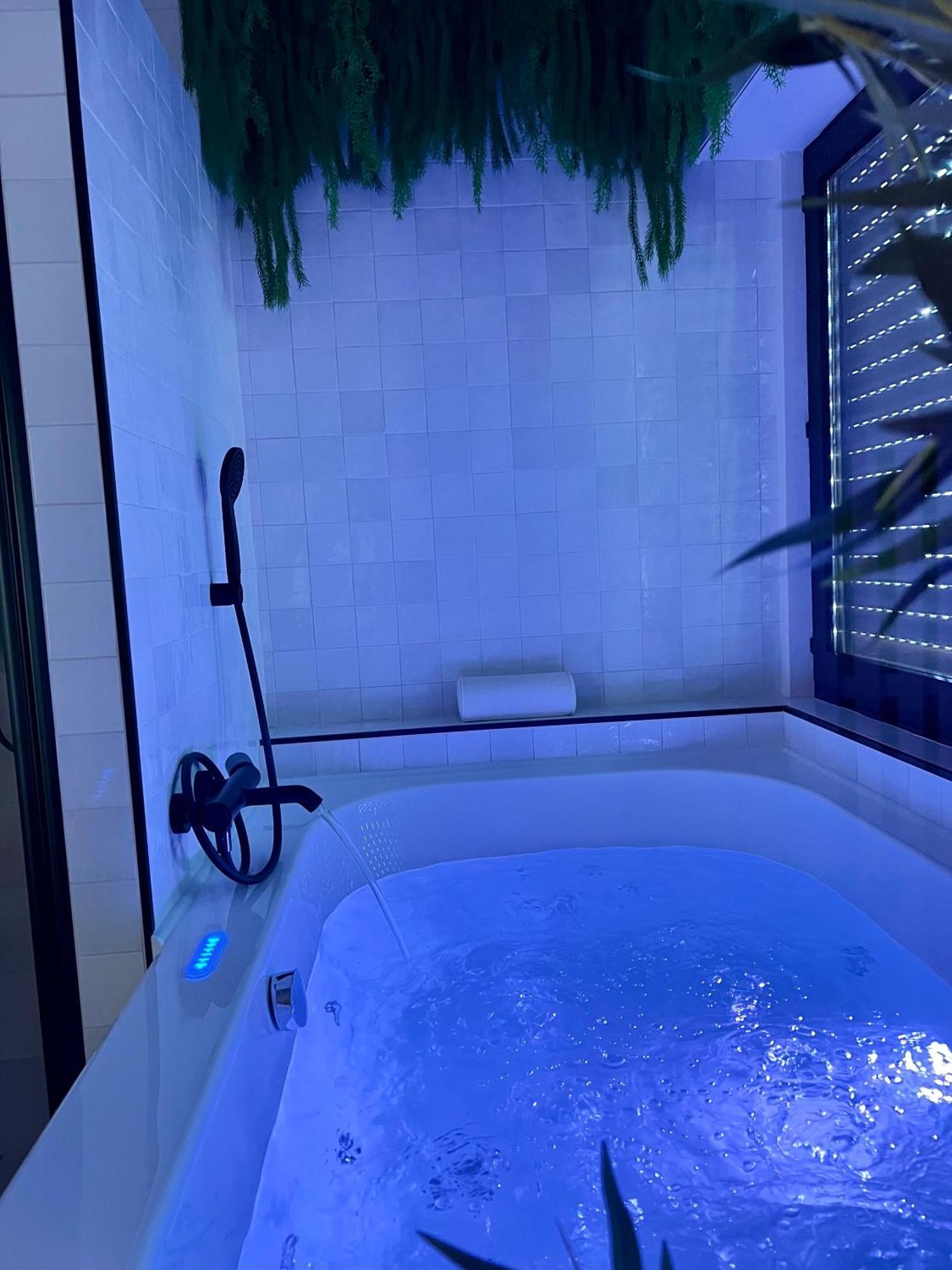 Spa Et Sauna Luxueux Hyper Centre Troyes Exterior foto